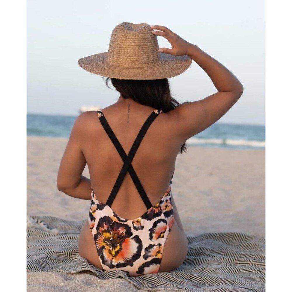 Byron Bay Amber Floral V-Neck Swimsuit ( 6 )